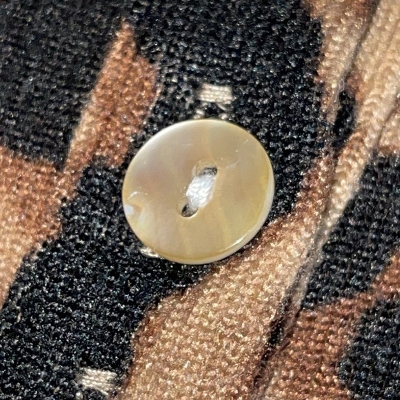 Amaryllis Tan & Black Leopard Print Knit Tunic Sz. L - Picture 3 of 10